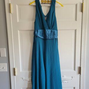 Ladies sleeveless cocktail dress